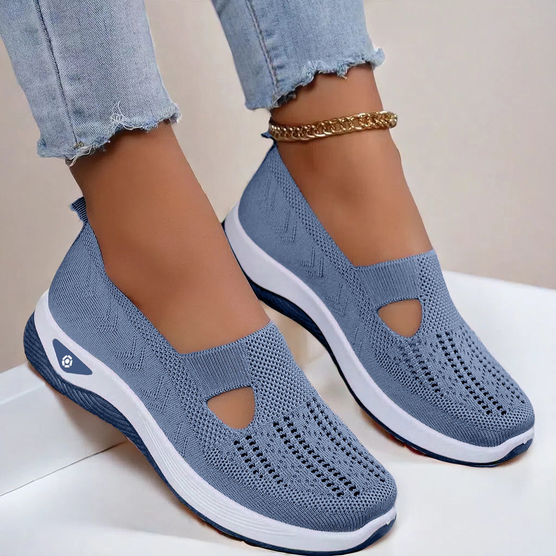 Sky Blue / 43