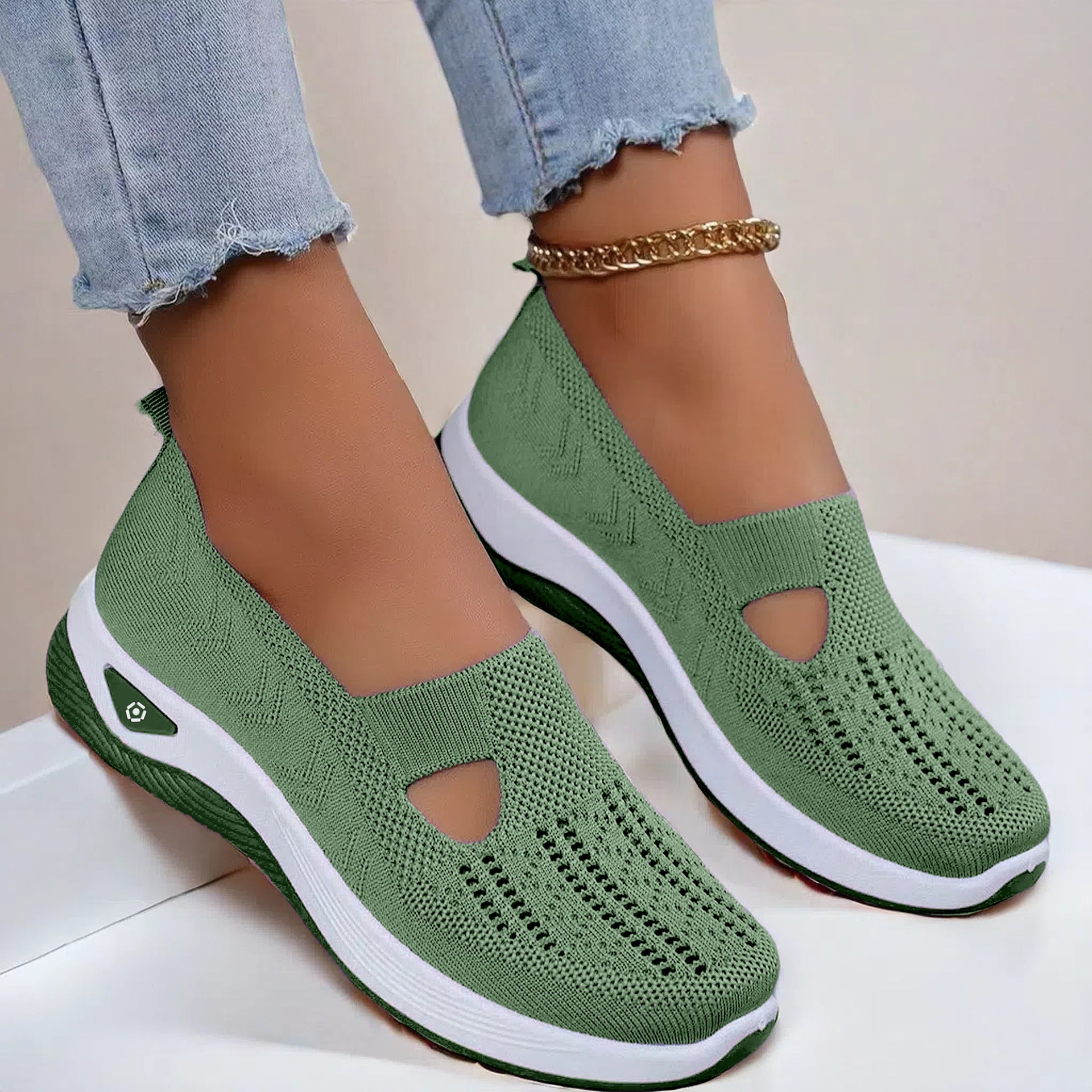 Army Green / 43